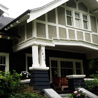 National Register-eligible house in the Montlake Historic District.